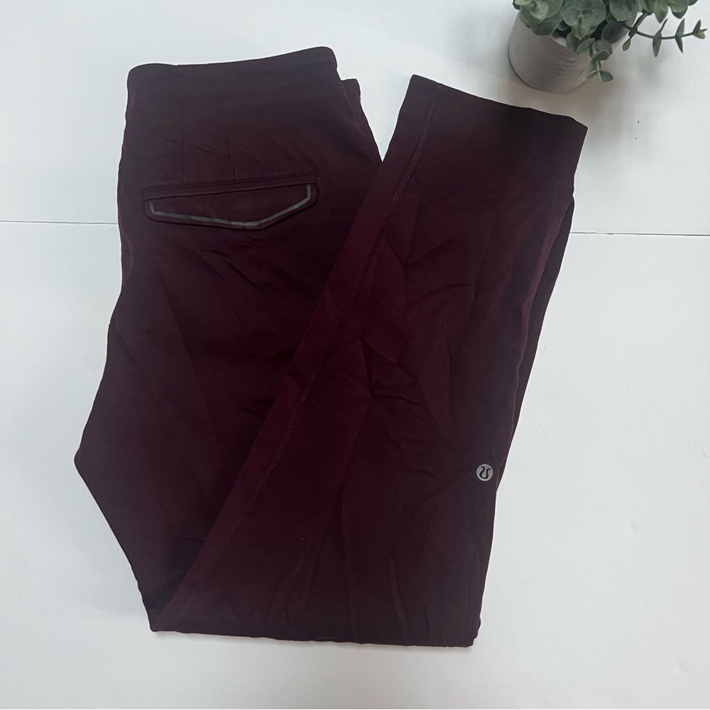 Lululemon &go City Trek Trouser Pant Bordeaux Drama Size 6